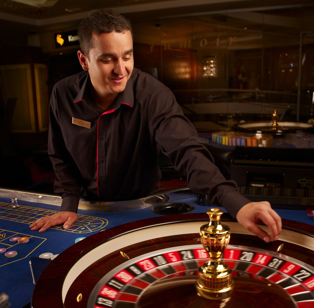 Croupier Poker Dealer und Co Arbeiten im Casino Croupier Poker Dealer und Co Arbeiten im Casino