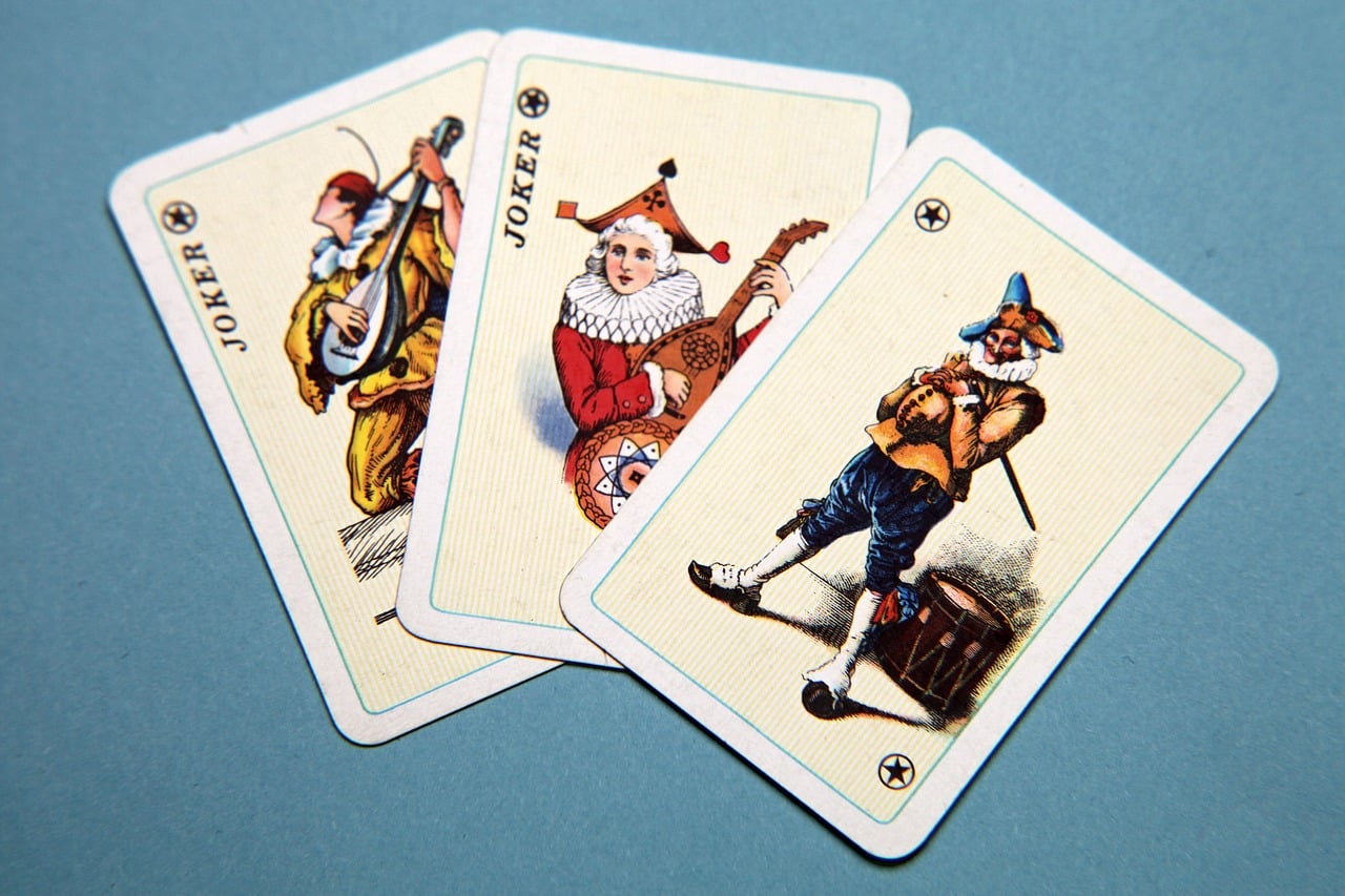 playing-cards-665390_1280.jpg